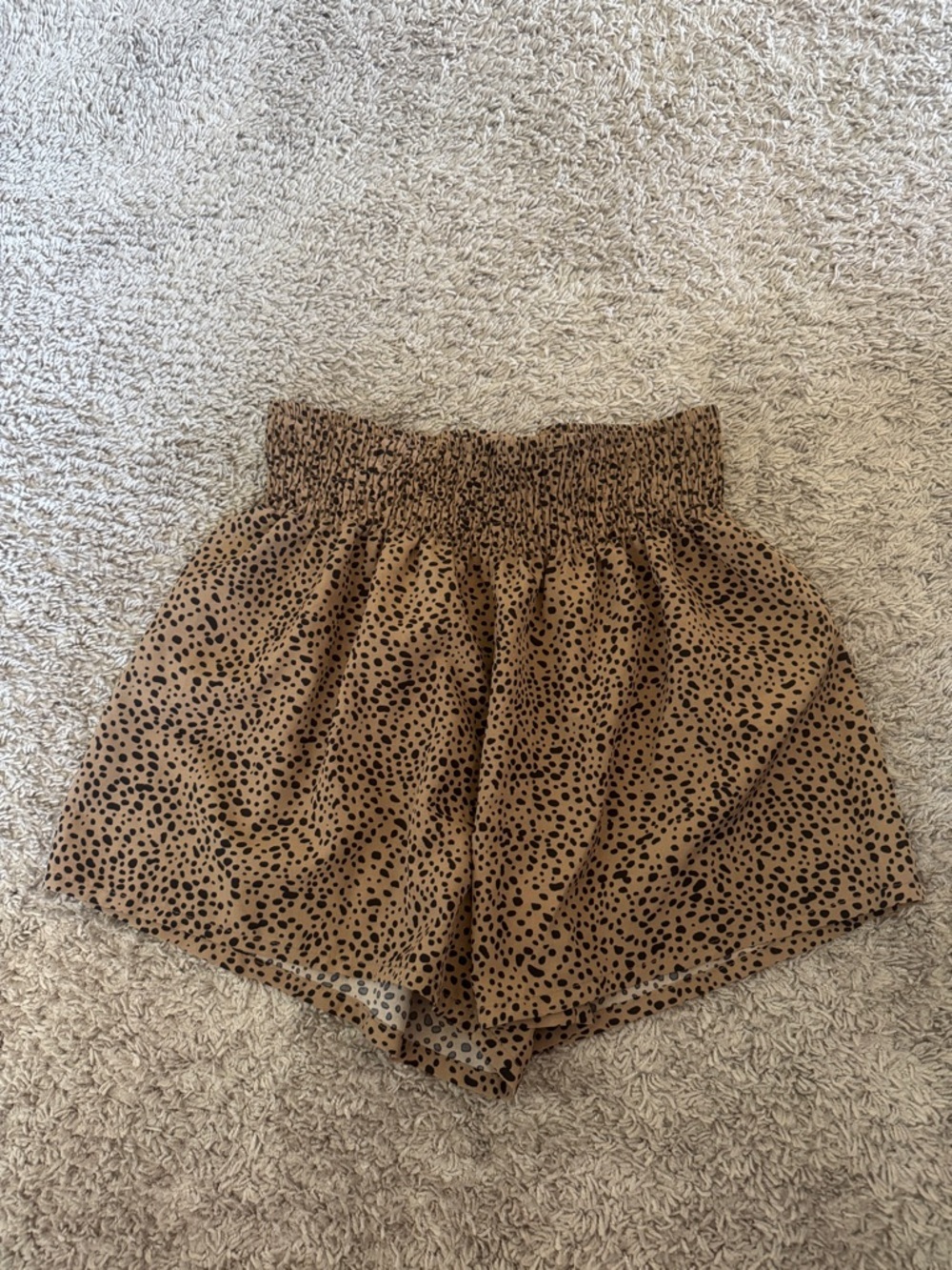 SHEIN Brown and Black Spotted High Waist Smocked Shorts / BB5